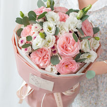俄罗斯粉色花束 